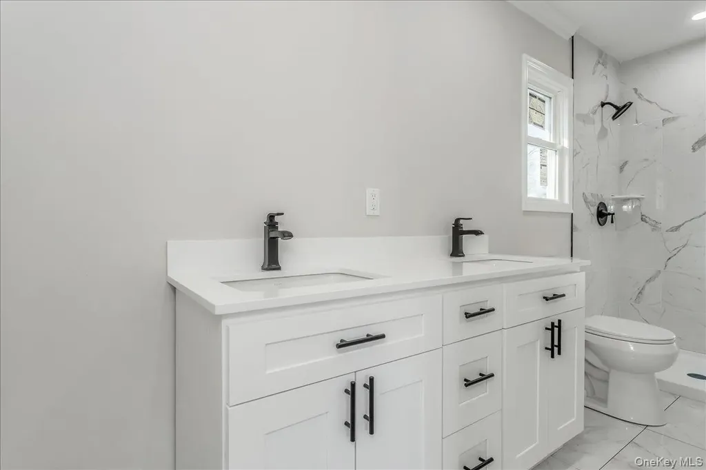 20 Shirley Court Commack NY 11725