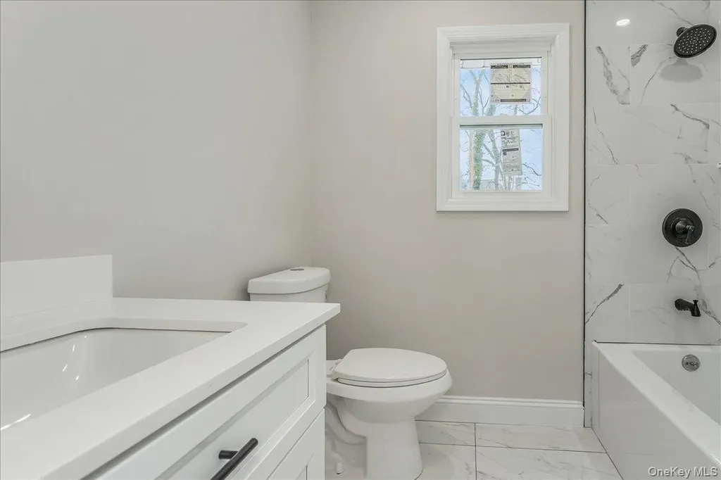 20 Shirley Court Commack NY 11725