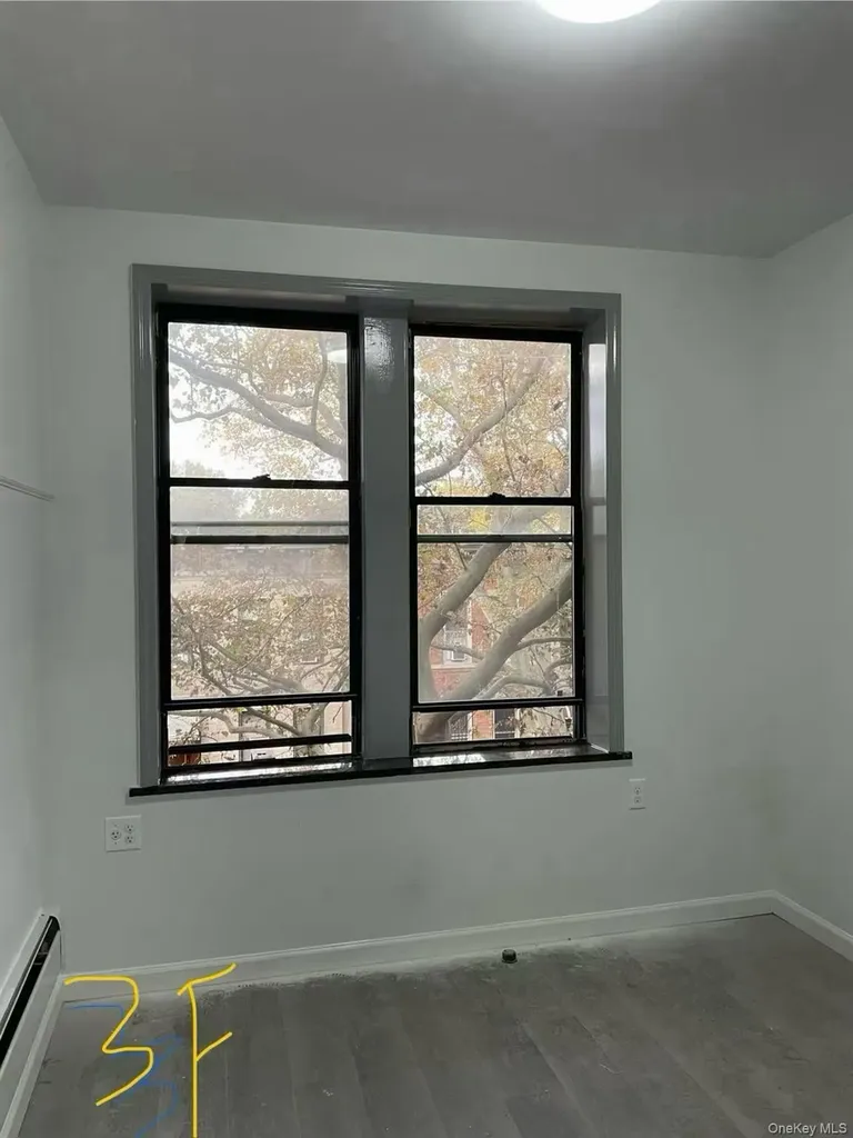 658 46th Street Brooklyn NY 11220