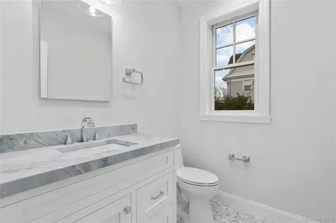 1 Hobart Street Bronxville NY 10708