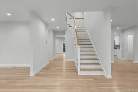 1 Hobart Street Bronxville NY 10708