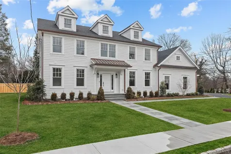 1 Hobart Street Bronxville NY 10708