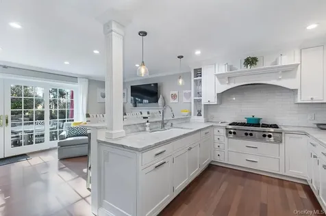 94 Round Hill Road Scarsdale NY 10583