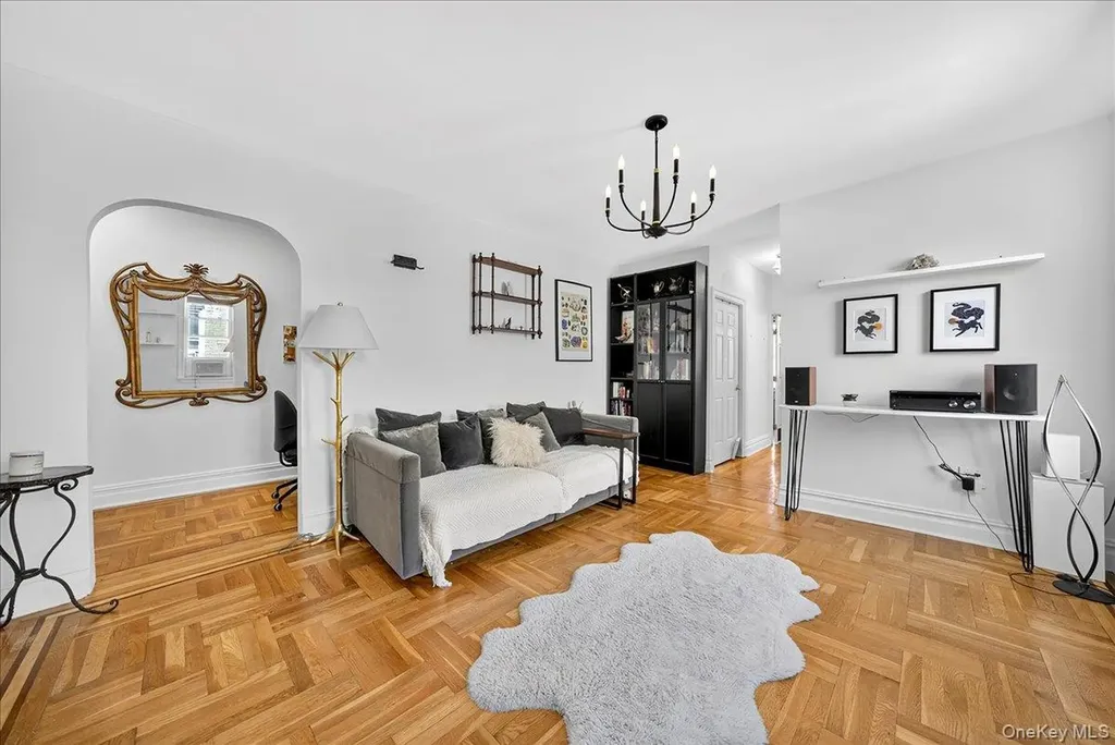 811 Walton Avenue Bronx NY 10451