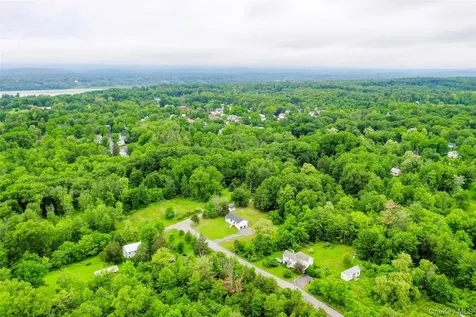 47 Clay Hill Road Tivoli NY 12583