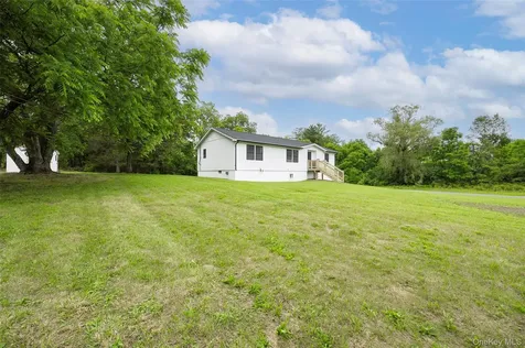 47 Clay Hill Road Tivoli NY 12583