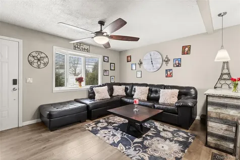 1361 Manatuck Boulevard Bay Shore NY 11706