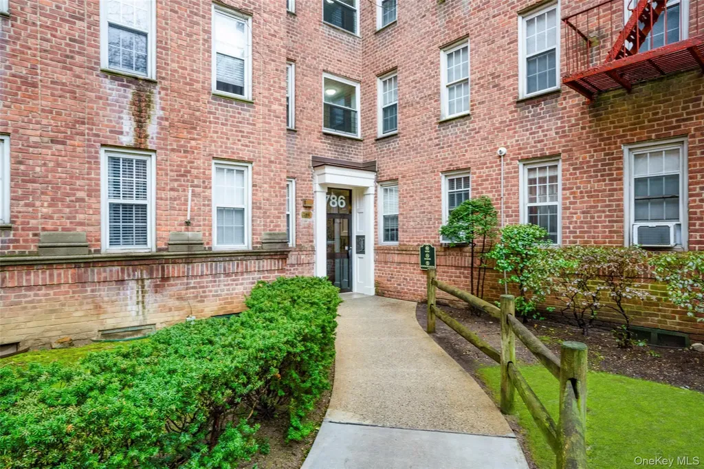 786 Bronx River Road Bronxville NY 10708