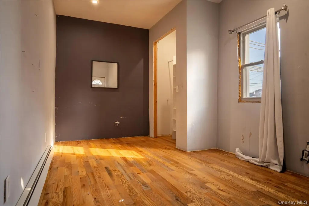 25620 Francis Lewis Boulevard Rosedale NY 11422