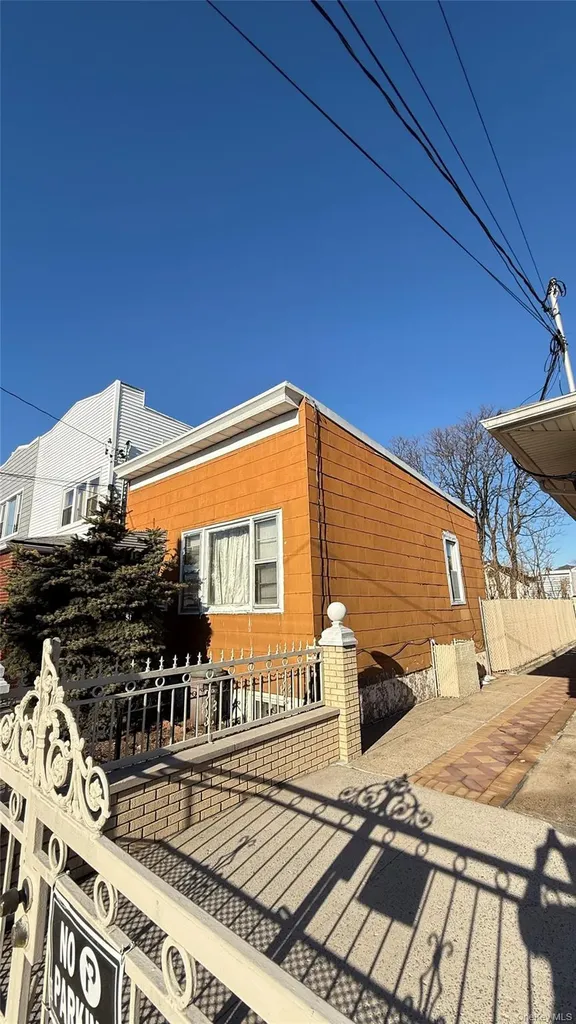 645 E 87th Street Brooklyn NY 11236