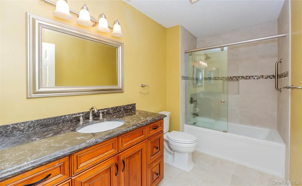 13 Cushing Green S Pawling NY 12564