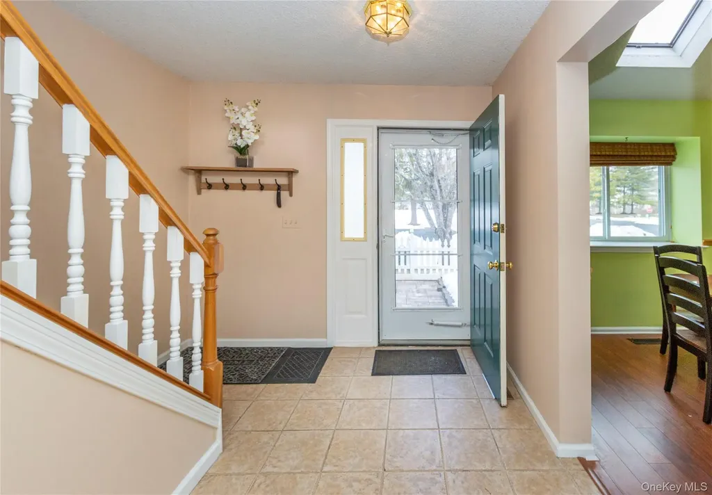 13 Cushing Green S Pawling NY 12564