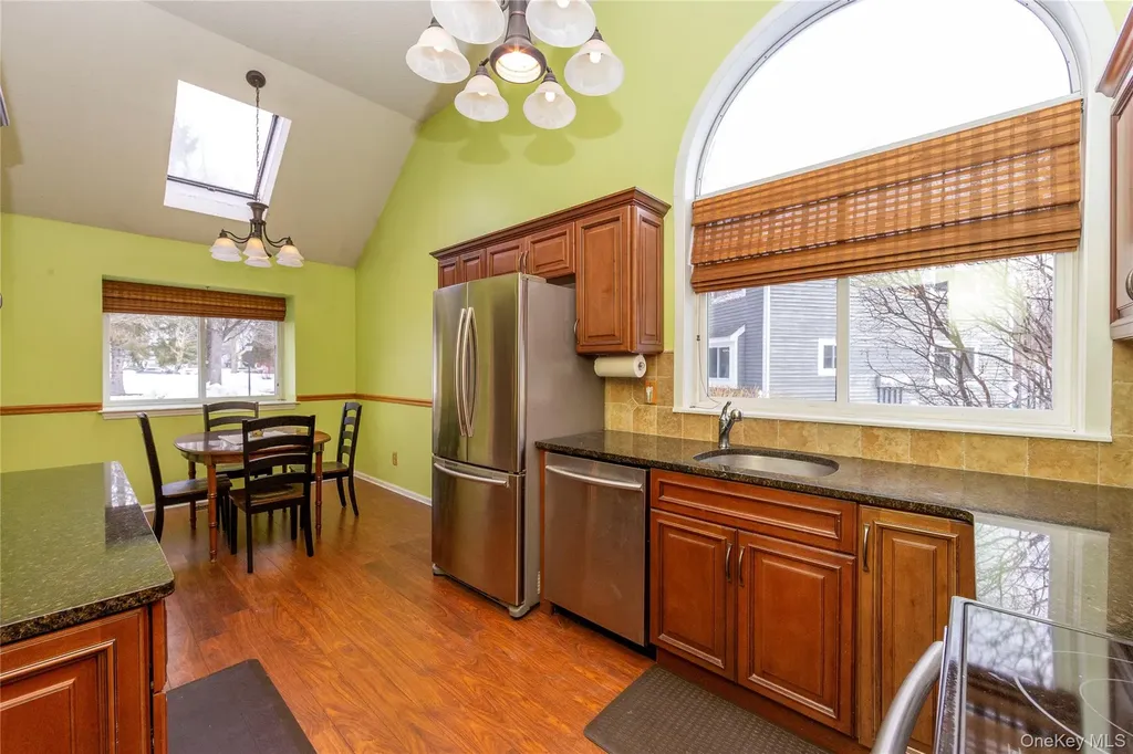 13 Cushing Green S Pawling NY 12564