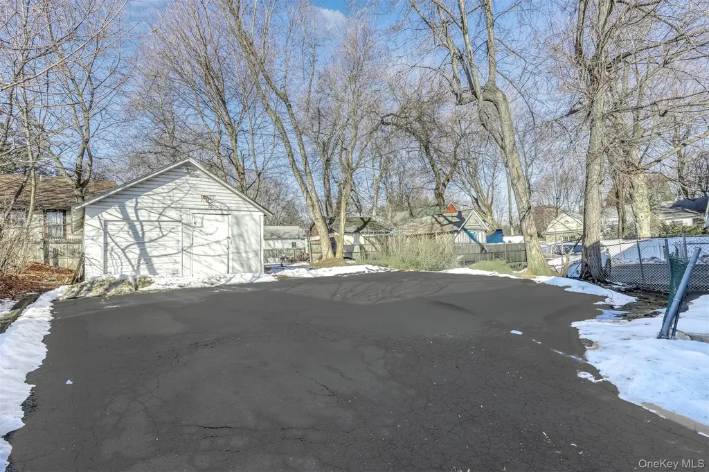 313 N Main Street Spring Valley NY 10977
