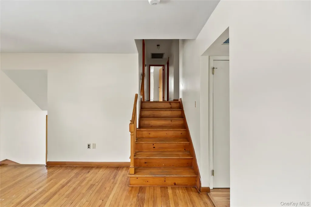 3 Anchor Road Spring Valley NY 10977