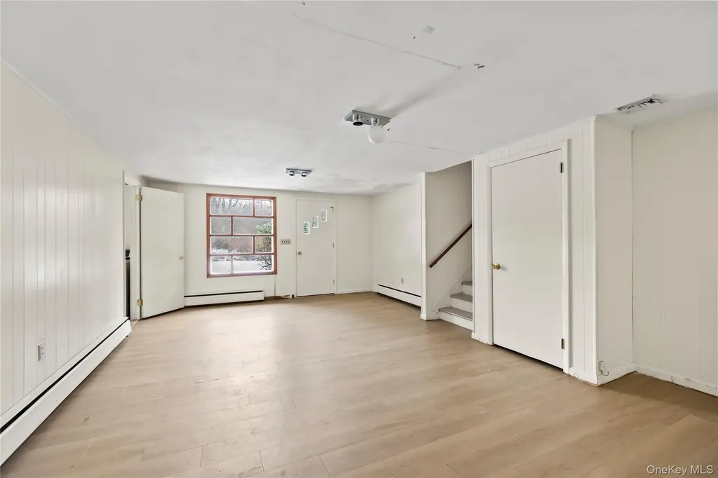 3 Anchor Road Spring Valley NY 10977