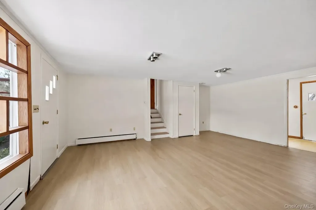3 Anchor Road Spring Valley NY 10977