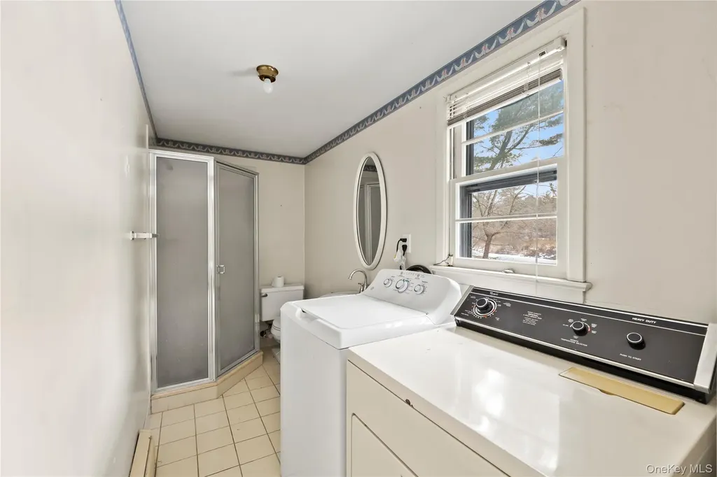 3 Anchor Road Spring Valley NY 10977