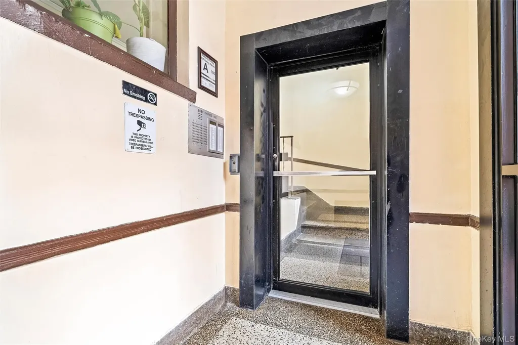 2080 Barnes Avenue Bronx NY 10462