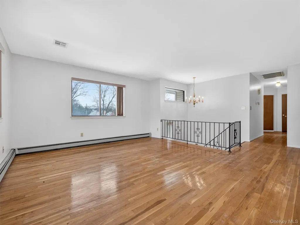 15 Pauline Court Spring Valley NY 10977