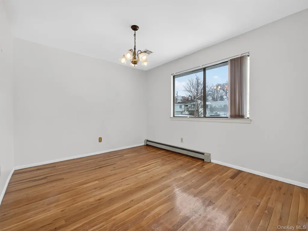 15 Pauline Court Spring Valley NY 10977