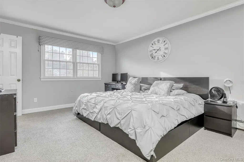 12 Canterbury Lane Suffern NY 10901