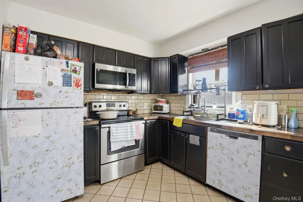 7 Magnolia Drive Wappingers Falls NY 12590