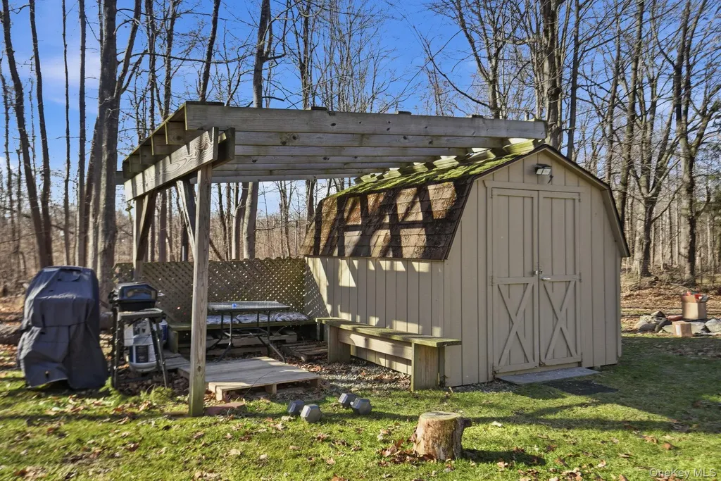 7 Magnolia Drive Wappingers Falls NY 12590