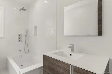 22 Long Meadow Road Bedford NY 10506