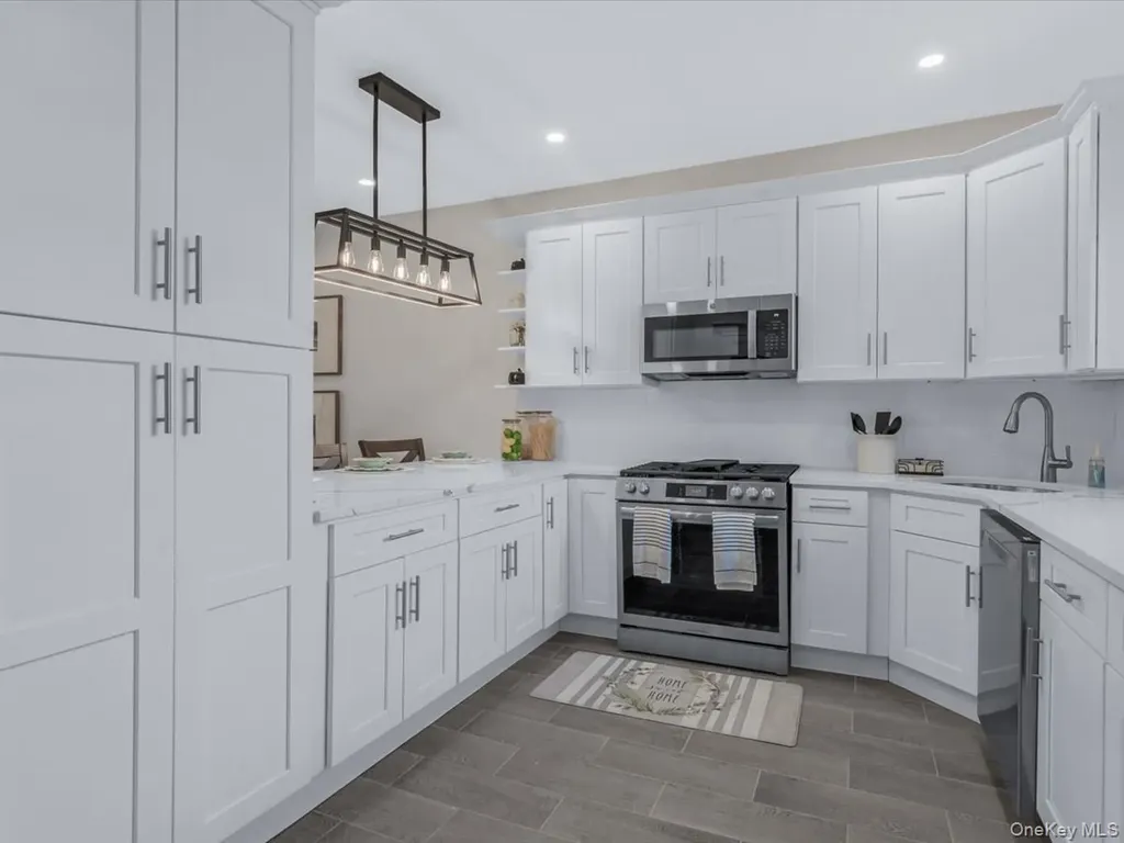 8049 88th Avenue Woodhaven NY 11421