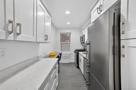 60 Locust Avenue New Rochelle NY 10801
