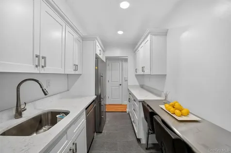 60 Locust Avenue New Rochelle NY 10801