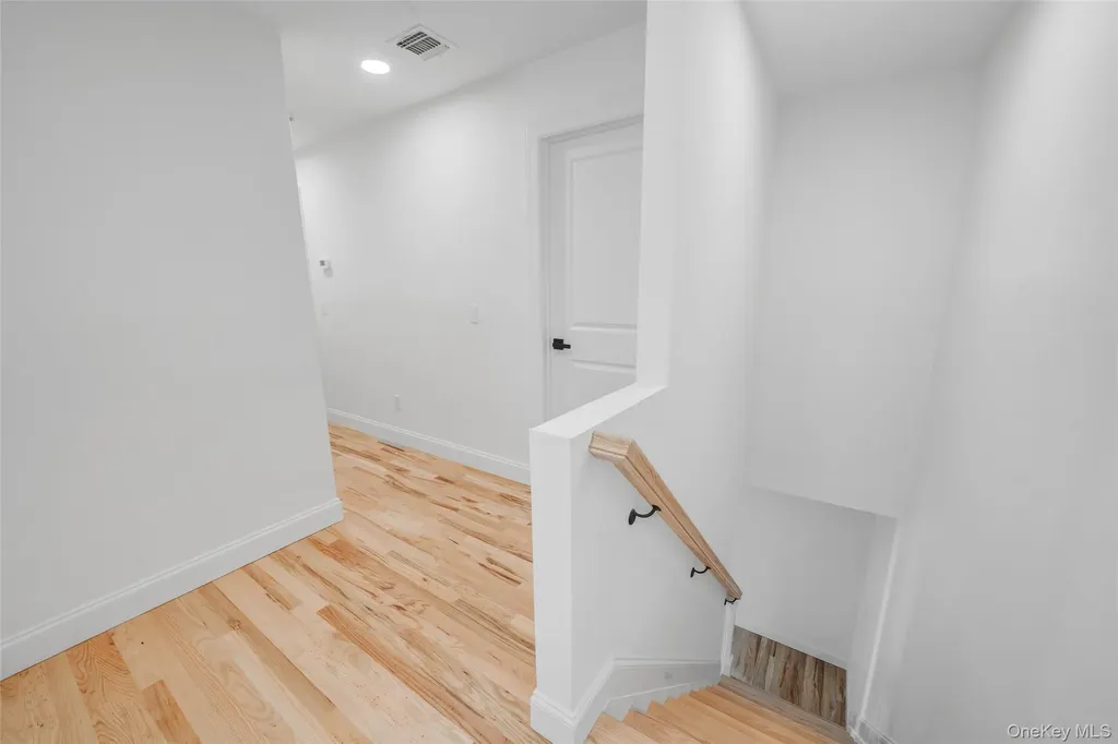 817 Pondview Road Riverhead NY 11901