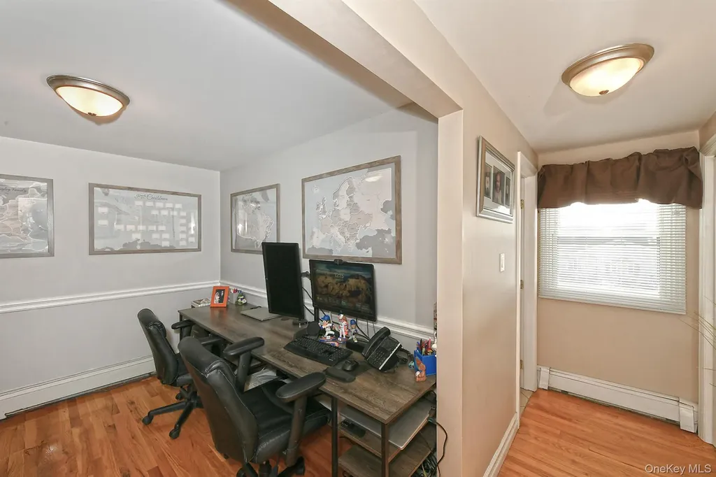 53 Clay Lane Levittown NY 11756
