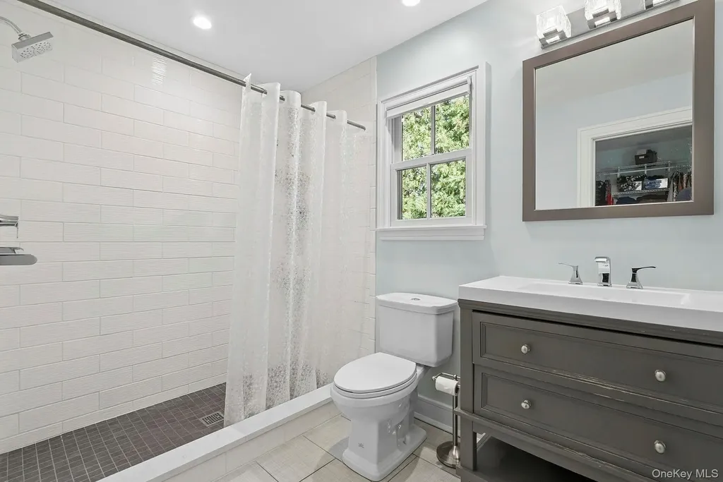 37 Maryland Boulevard Hampton Bays NY 11946