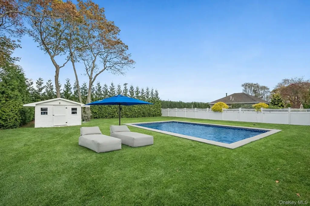 37 Maryland Boulevard Hampton Bays NY 11946