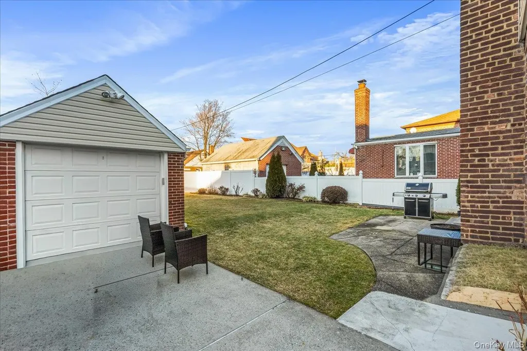 145-65 9th Avenue Whitestone NY 11357