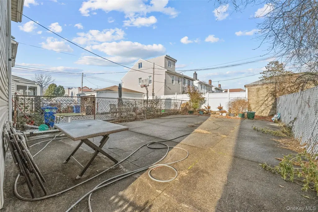 4409 Avenue M Brooklyn NY 11234