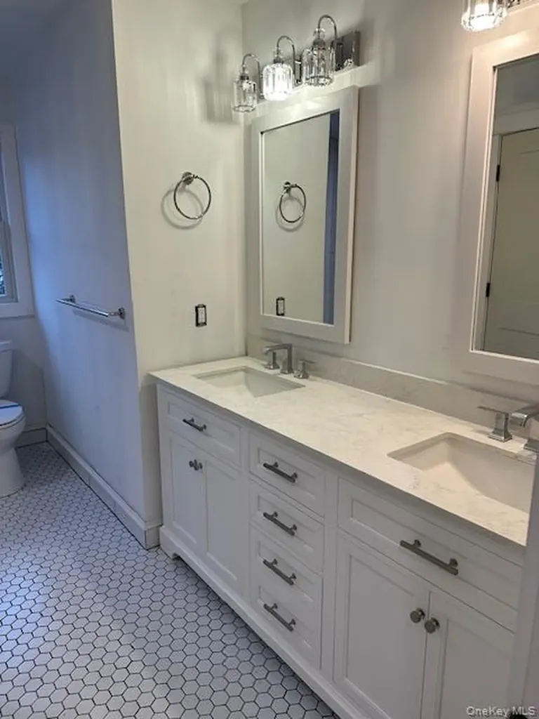 74 Beach Road Stony Point NY 10980