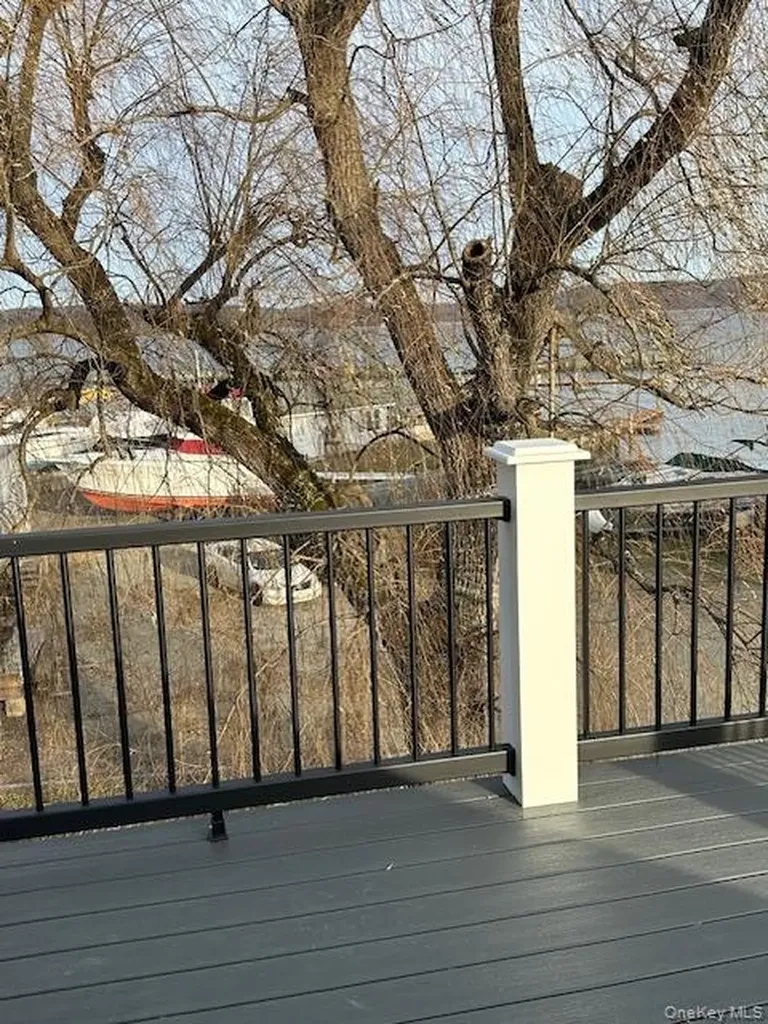 74 Beach Road Stony Point NY 10980