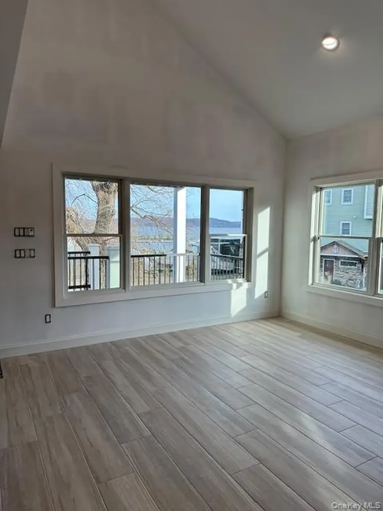 74 Beach Road Stony Point NY 10980