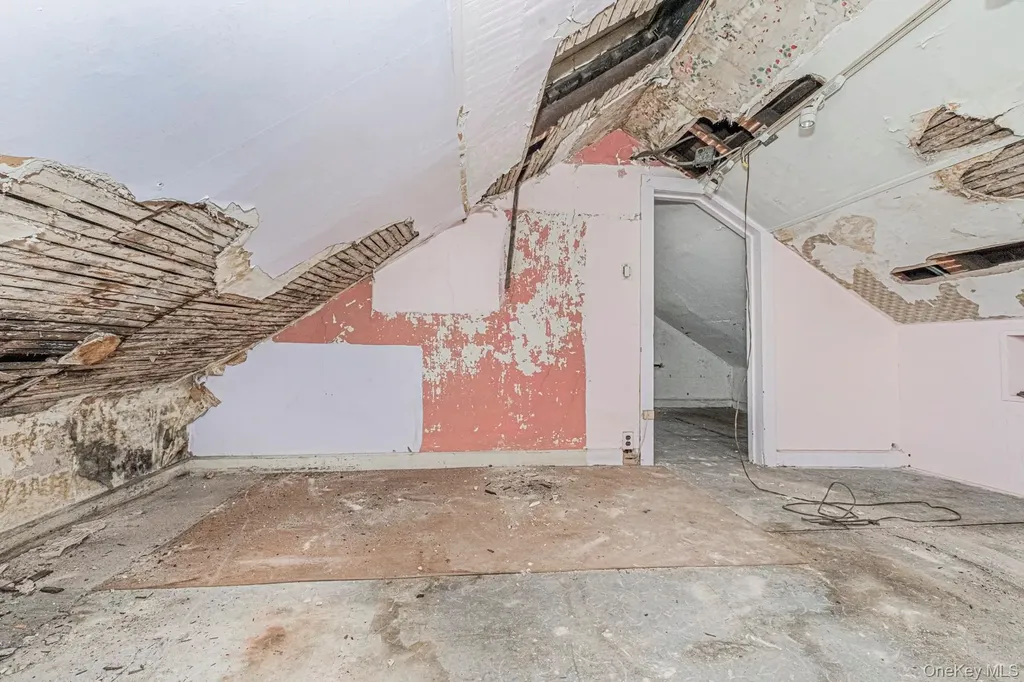 102 Wright Street Staten Island NY 10304