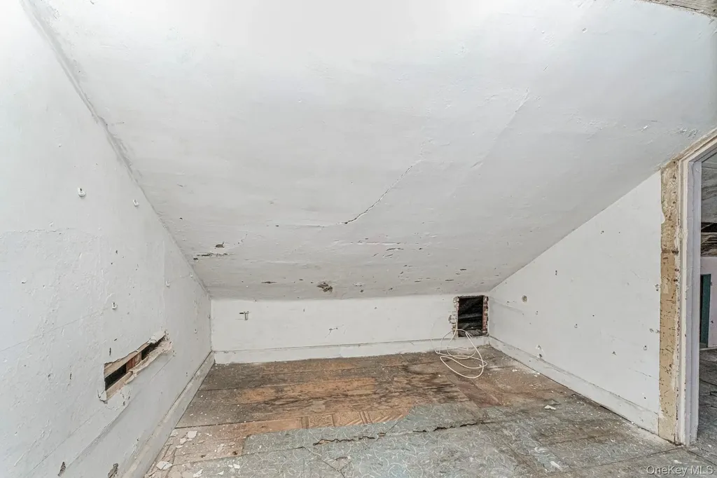 102 Wright Street Staten Island NY 10304