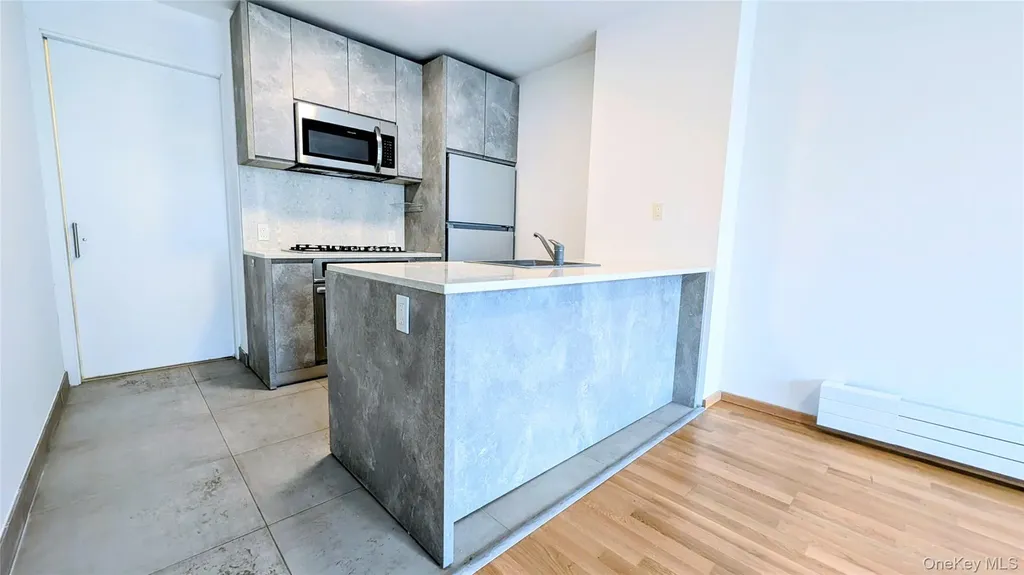 2309 Broadway Astoria NY 11106