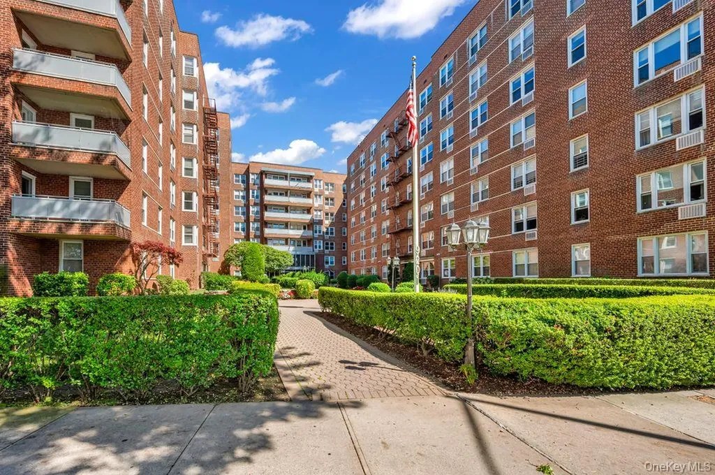 9201 Shore Road Brooklyn NY 11209