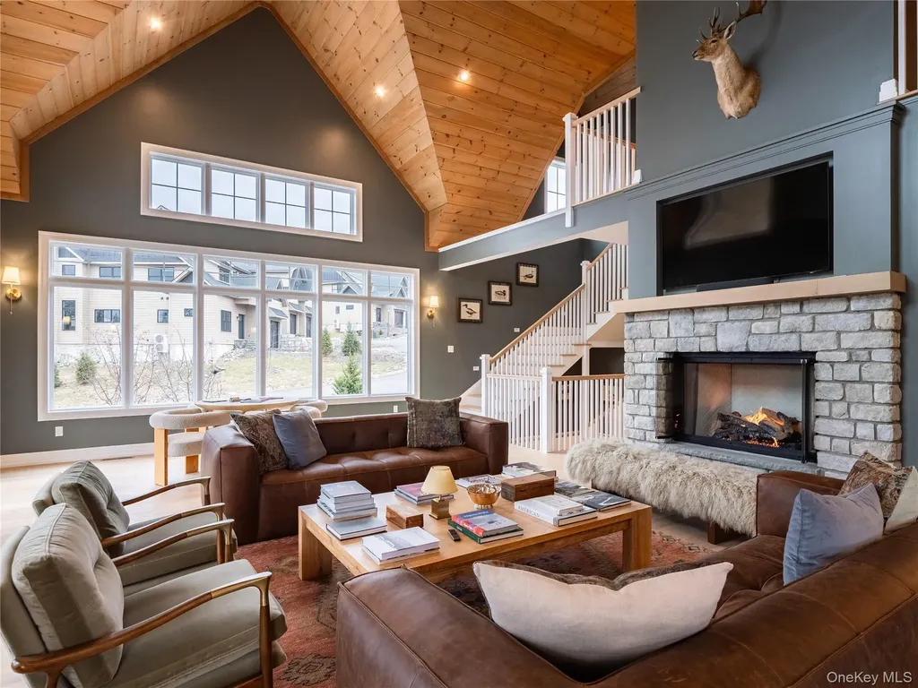 8 Stonewall Lane Windham NY 12496