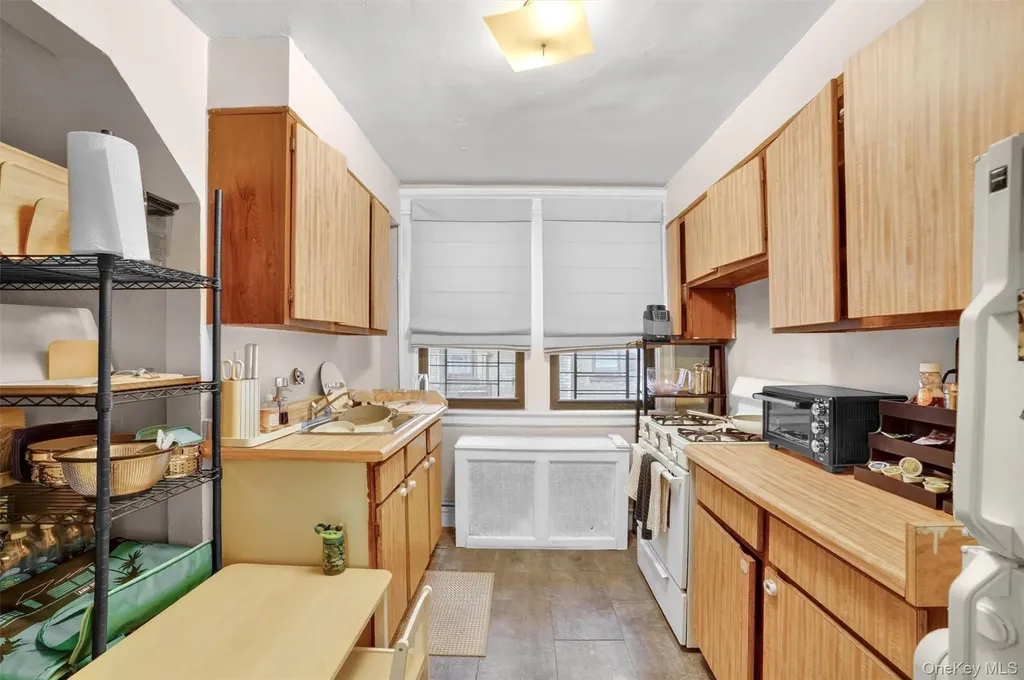 251 Valentine Lane Yonkers NY 10705