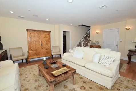 3434 Colony Drive Baldwin NY 11510