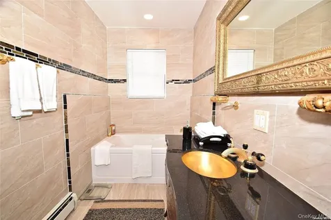 3434 Colony Drive Baldwin NY 11510