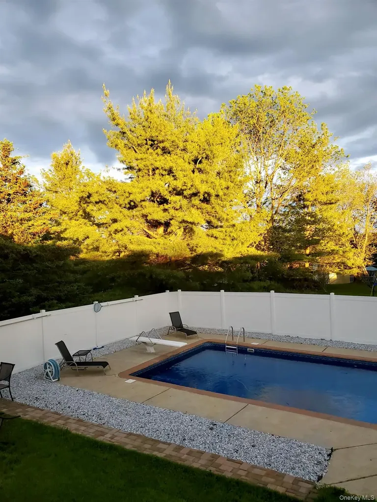 46 Moulton Circle Monroe NY 10950